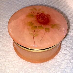Alabaster hinged Trinket/pill box, Rose coloured, made in Italy